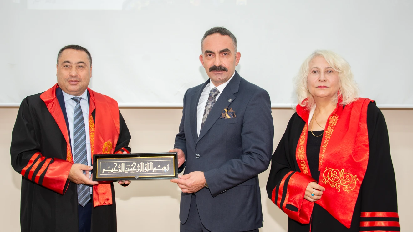 Hukuk Fakültesinde akademik yıl açılış töreni gerçekleştirildi